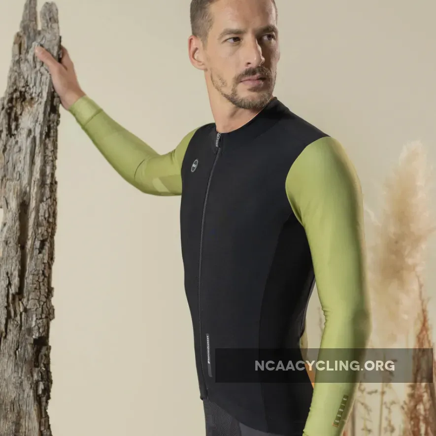 Gobik Cobble Blend Leaf Long Sleeves Jersey - Green 10-01-061-002-11 For Sale